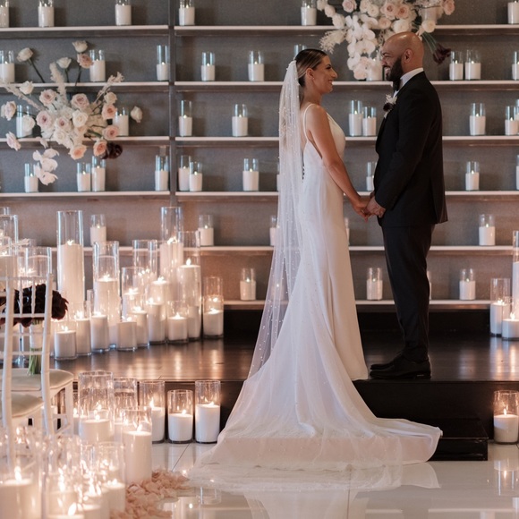 Accessories - Scattered Pearl Wedding Veil